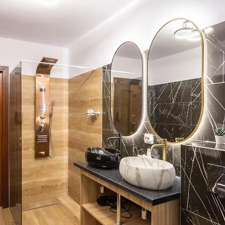 Jolie Luxury Apartment Sinaia
