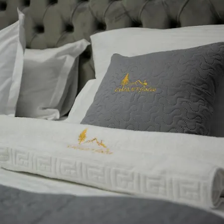 Jolie Luxury *